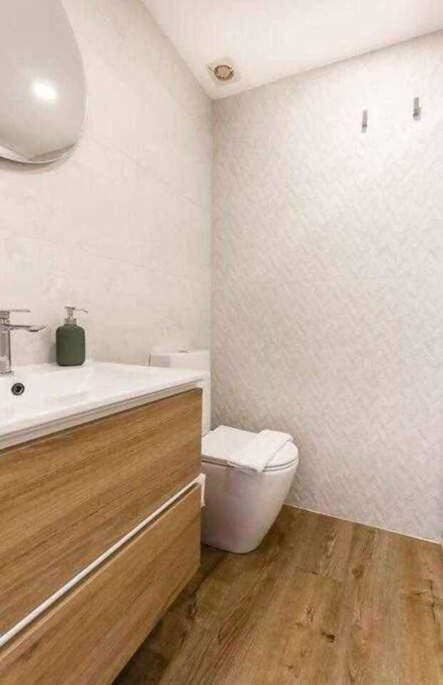 Precioso Apartamento En El Centro De نيرخا المظهر الخارجي الصورة