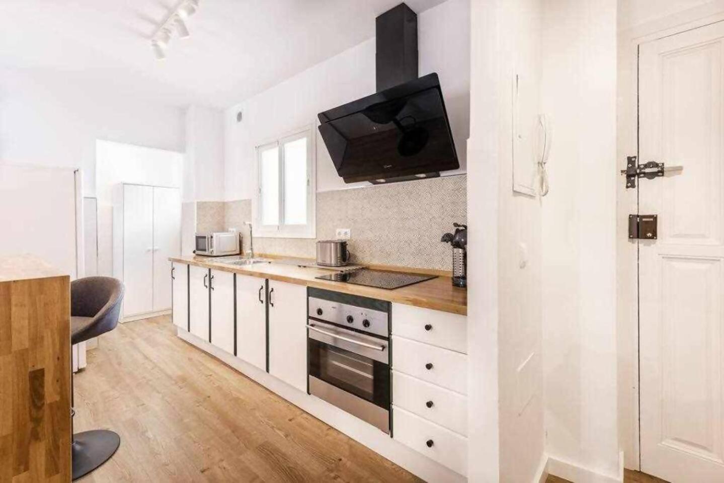 Precioso Apartamento En El Centro De نيرخا المظهر الخارجي الصورة